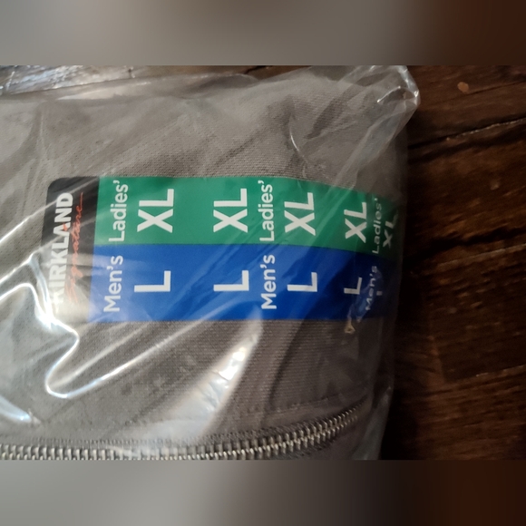 New! Gray Hoodie Sweatshirt Kirkland Signature Men/Women Size L/XL Or XL/XXL NWT - Picture 15 of 16